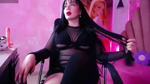 Snapshot of agata_laurent chatting on 11/10/25, 12:04 agata_laurent online show from 11/10/25, 12:04