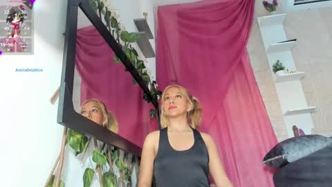 Agatadelphine online show from 03/01/25, 04:33