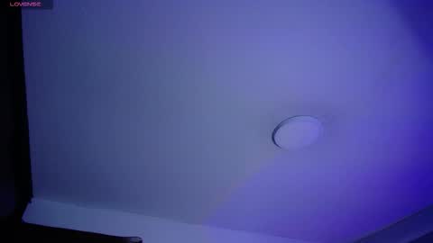 Agatha Bellucci  online show from 11/07/25, 12:05