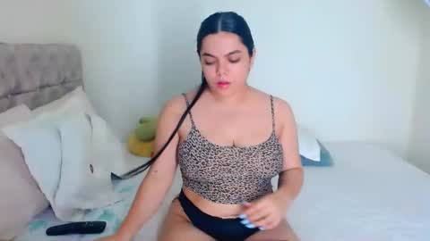 agatha frank online show from 11/23/25, 10:09