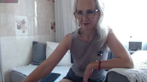 Snapshot of agatha_moore_ chatting on 07/24/26, 03:37 Agatha online show from 07/24/26, 03:37