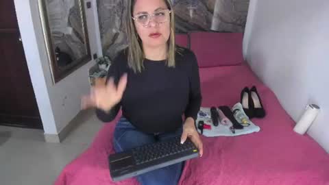 agatha_pleasure online show from 06/17/26, 11:45
