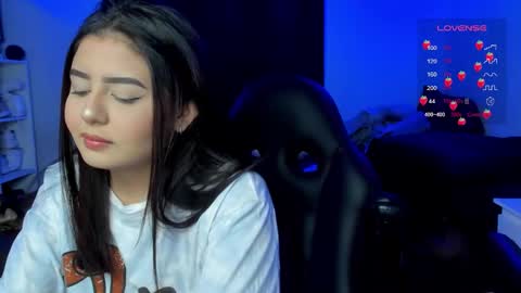 Cat online show from 10/17/25, 05:10