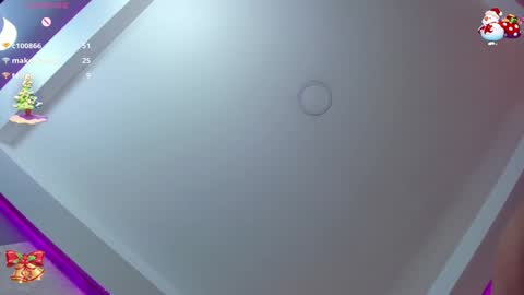 Snapshot of agatha_russh_ chatting on 12/12/24, 09:40 LUNNA online show from 12/12/24, 09:40