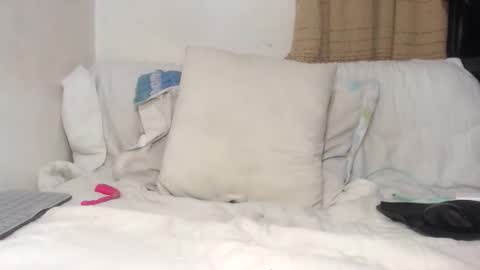      online show from 09/21/25, 02:08