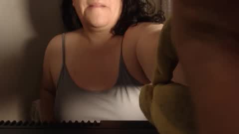      online show from 06/01/26, 11:12