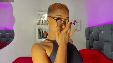 Snapshot of agathablade chatting on 03/12/26, 11:44 Agatha online show from 03/12/26, 11:44