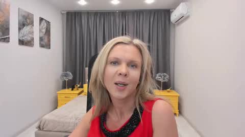 Agatha online show from 02/22/25, 10:18