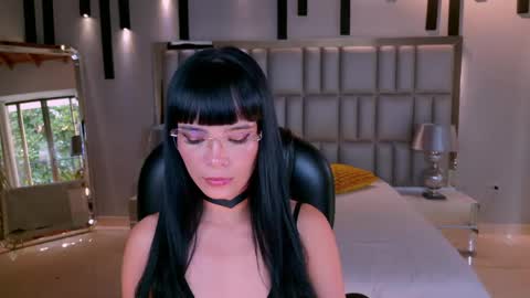 Agatha online show from 05/24/26, 10:15
