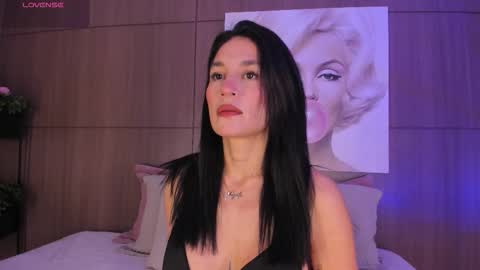    online show from 09/28/25, 11:21