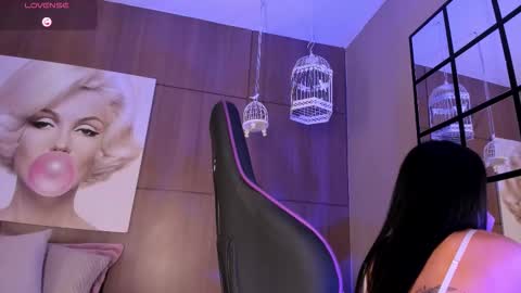    online show from 10/17/25, 10:56