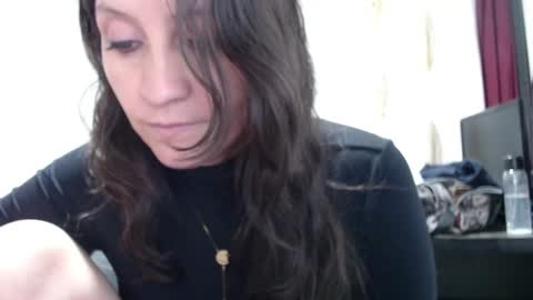 Angel online show from 03/06/25, 08:48