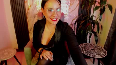 Aghata Moon online show from 02/02/26, 02:27
