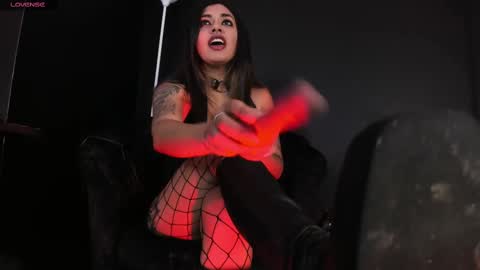 Snapshot of agnes_jones chatting on 03/06/25, 10:04 agnes_jones online show from 03/06/25, 10:04