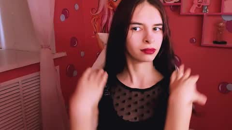 Agnes online show from 04/05/26, 10:45