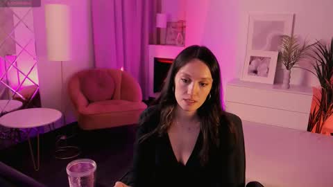 Snapshot of agnes_sky chatting on 09/26/25, 08:40 Agnes online show from 09/26/25, 08:40