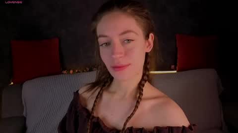 agnes wells online show from 05/11/26, 03:01