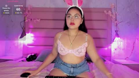 agnesrocuzzo online show from 11/27/25, 11:12