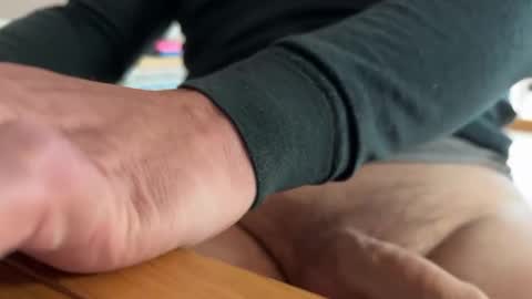 Snapshot of agujerovacio chatting on 02/27/25, 08:39 Agujerovacio online show from 02/27/25, 08:39