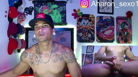 Snapshot of aharon_sexo1 chatting on 03/11/25, 07:58 Aharon Zamora online show from 03/11/25, 07:58