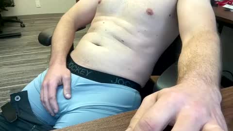 Snapshot of ahdjrucnsjwncnd chatting on 12/26/24, 07:49 Nick online show from 12/26/24, 07:49