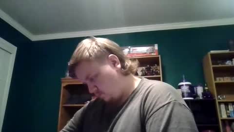 aholbrooks253 online show from 12/04/24, 03:59