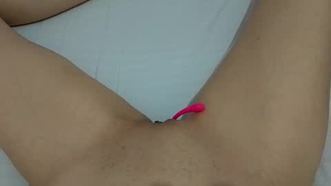 Snapshot of ahsexi chatting on 12/16/24, 06:05 Taylor online show from 12/16/24, 06:05