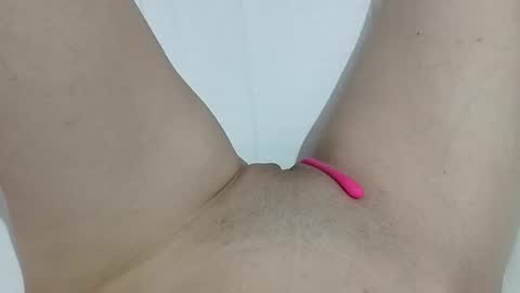 Snapshot of ahsexi chatting on 03/15/26, 09:43 Taylor online show from 03/15/26, 09:43