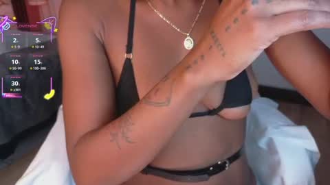Ahvi Ebony online show from 07/06/26, 12:57