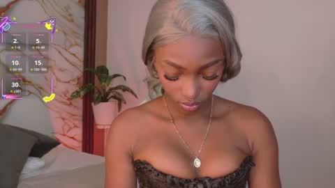 Ahvi Ebony online show from 07/26/26, 02:46