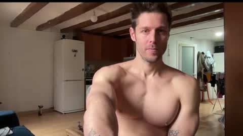 Snapshot of aiasar chatting on 02/13/26, 12:56 Aiasar online show from 02/13/26, 12:56