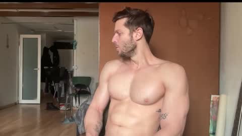 Snapshot of aiasar chatting on 03/07/26, 01:52 Aiasar online show from 03/07/26, 01:52