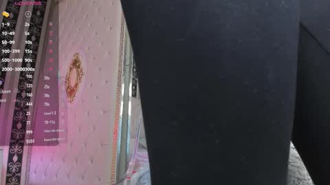 aidasina online show from 11/21/25, 08:07