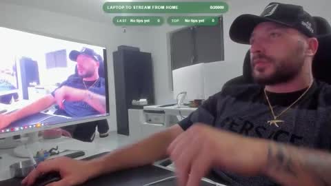 Snapshot of aidenmatthew chatting on 10/08/25, 08:39 Aiden online show from 10/08/25, 08:39