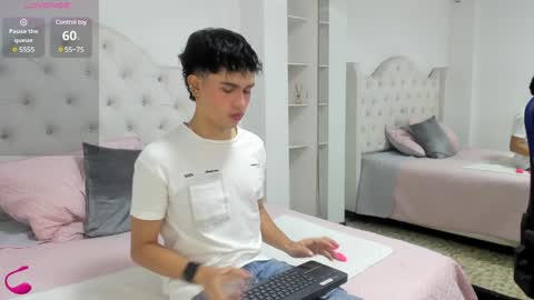 Aiden  online show from 01/28/25, 11:49