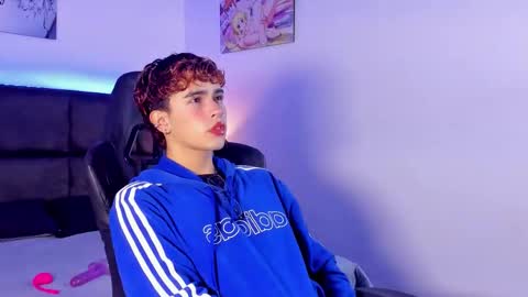 Aiden  online show from 10/07/25, 12:13