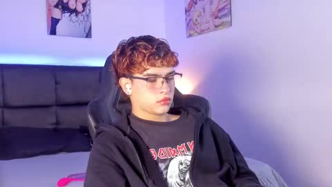 Aiden  online show from 10/09/25, 01:09