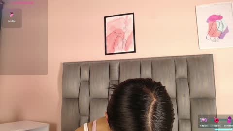 Ailyn online show from 10/10/25, 10:20