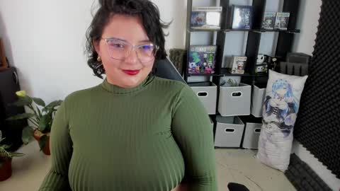 Catalina online show from 12/05/24, 03:28