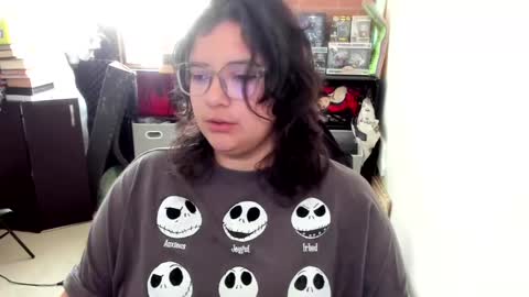 Catalina online show from 10/12/25, 04:06