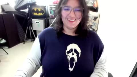 Catalina online show from 12/18/25, 02:23