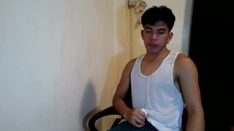 Snapshot of aikoelhara chatting on 04/26/26, 06:33 Angelo online show from 04/26/26, 06:33
