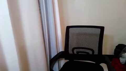 Snapshot of aikoelhara chatting on 07/19/26, 06:06 Angelo online show from 07/19/26, 06:06