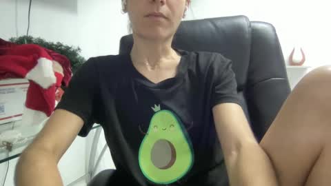 Aile online show from 12/05/24, 02:53