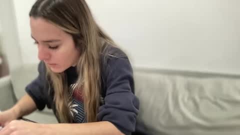 Aile online show from 01/29/25, 07:25