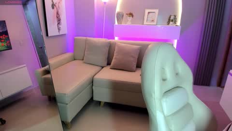 Snapshot of ailee_naughty chatting on 02/27/26, 02:22 online show from 02/27/26, 02:22