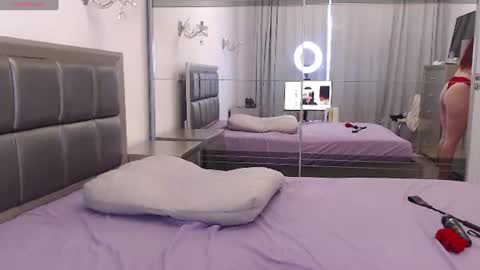 Ailinaioki online show from 06/14/26, 10:06