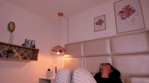 Aily Yozuko online show from 02/01/25, 10:37