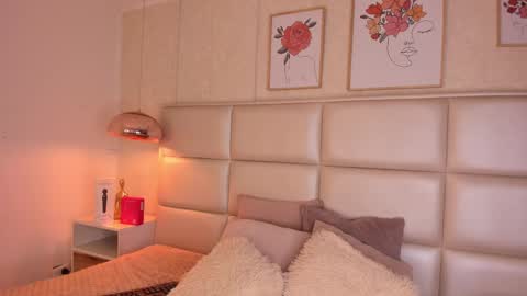 Aily Yozuko online show from 10/01/25, 02:50