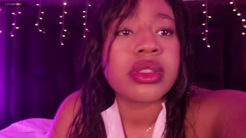 Snapshot of ailynblaze_ chatting on 02/11/26, 08:08 Ailyn Blaze online show from 02/11/26, 08:08